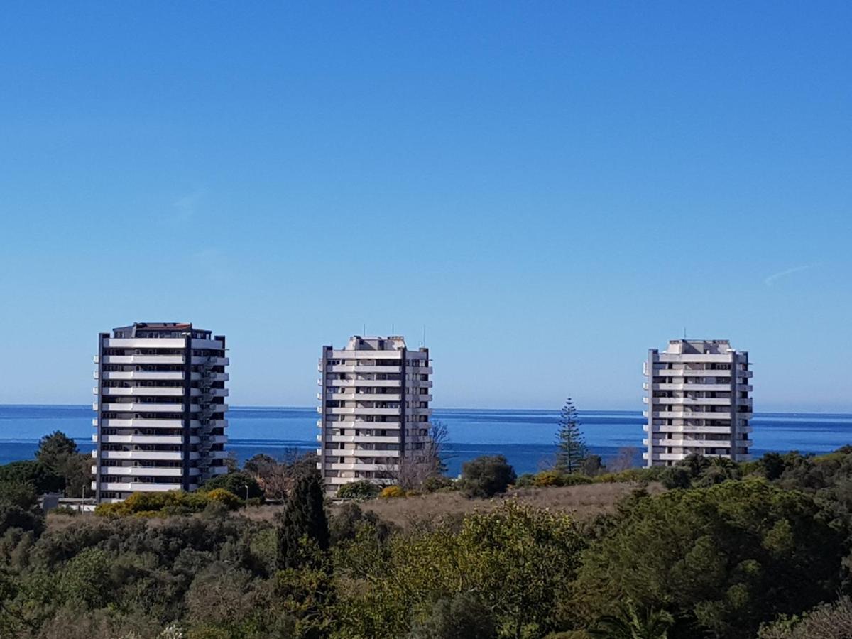 Sea View Apartment Алвор Экстерьер фото